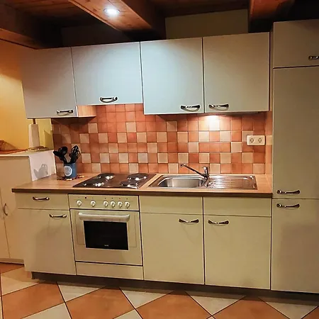 Apartament Oman *